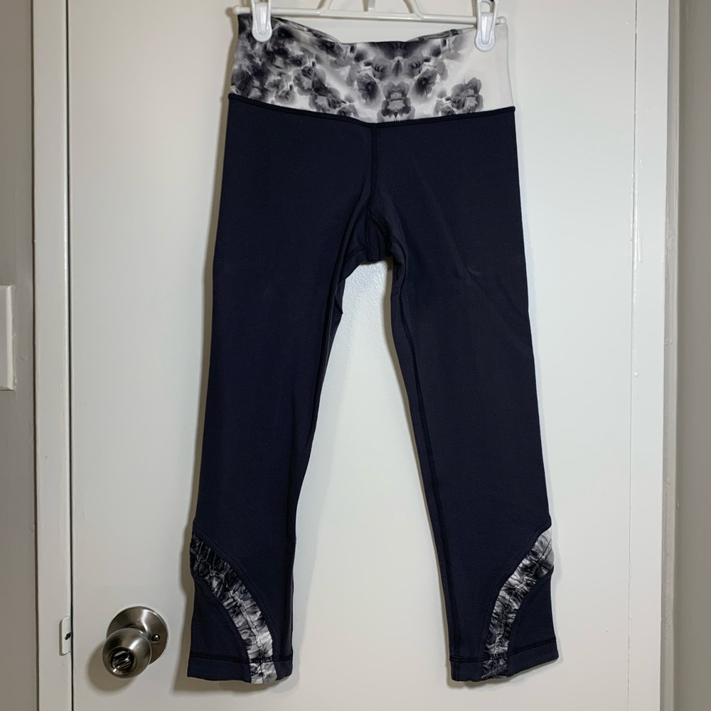 Lululemon Gray Crop Leggings
